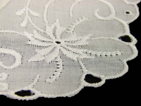 Kołnierzyk BEBE haft bawełna biały