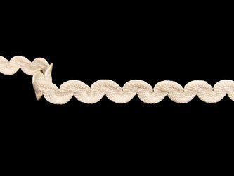 Taśma 8mm zygzak elastyczna ivory