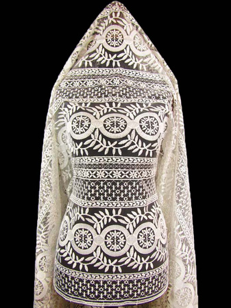 Koronka 145cm tiulowa haft ivory