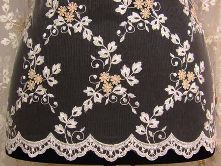 Koronka 95cm tiulowa haft ivory