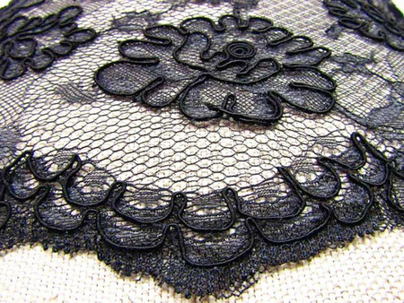 Koronka 140cm tiulowa podkład z koderem czarna