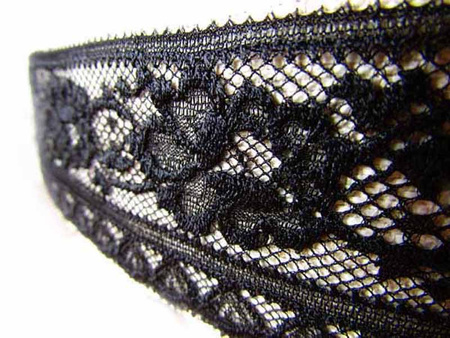 Koronka 5,5cm stabilna czarna