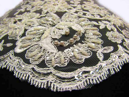 Koronka 45cm tiulowa haft & koralik ivory