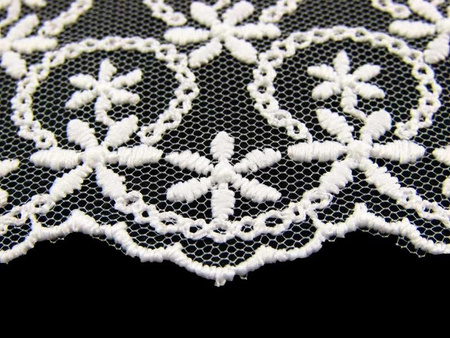 Koronka 6cm tiulowa biała