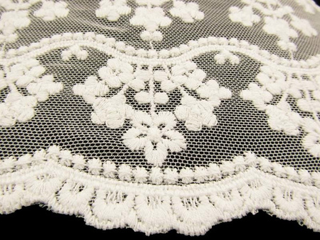 Koronka 15cm tiulowa ivory