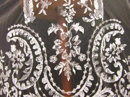 Koronka 150cm tiulowa haft & koralik ivory