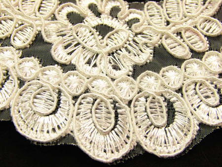 Koronka 8,5cm organtyna kość słoniowa