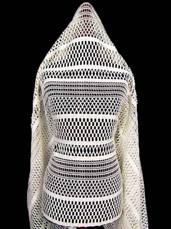 Koronka 130cm gipiurowa ivory