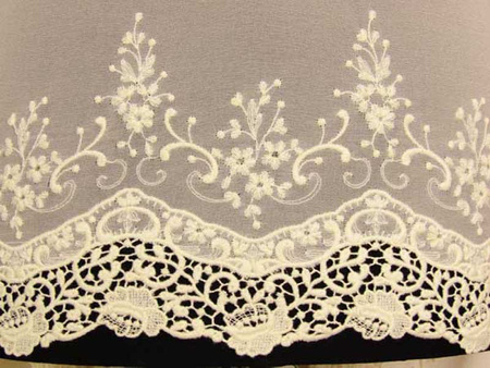 Koronka 140cm żorżeta haft ecru