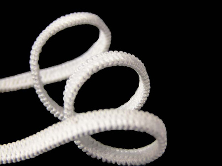 Guma 4mm dziana biała