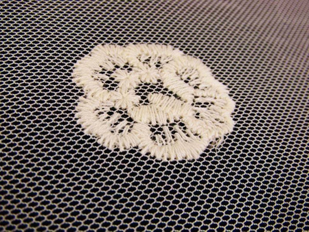 Koronka tiulowa haft bawełna natural