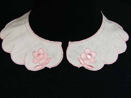 Kołnierzyk BEBE haft STOKROTKA róż