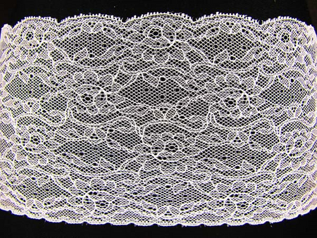 Koronka 14,5cm stabilna biała