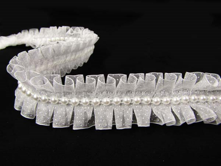 Taśma 4,5cm plisa organtyna & perła biała