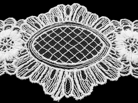 Wstawka 6,5cm tiulowa biała