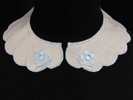 Kołnierzyk BEBE haft STOKROTKA błękit