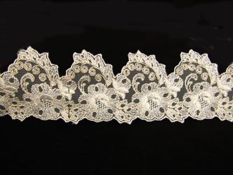 Koronka 7cm tiulowa kość słoniowa