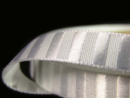 Wstążka 10mm atłas prążki biała