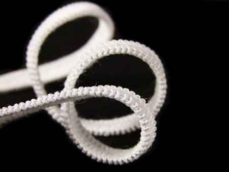 Guma 4mm dziana biała