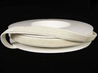 Aksamitka 9mm elastyczna kość słoniowa