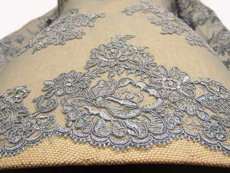 Koronka tiulowa haft z koder niebieska