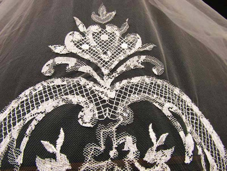 Koronka 150cm tiulowa haft & koralik ivory