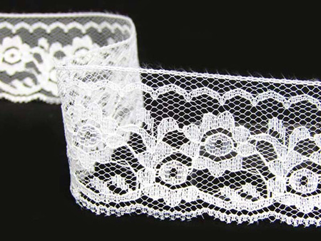 Koronka 4cm stabilna biała