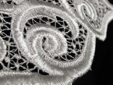 Kołnierzyk damski gipiura biały