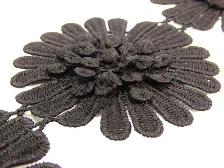 Taśma 7cm gipiurowa stokrotka 3D czarna