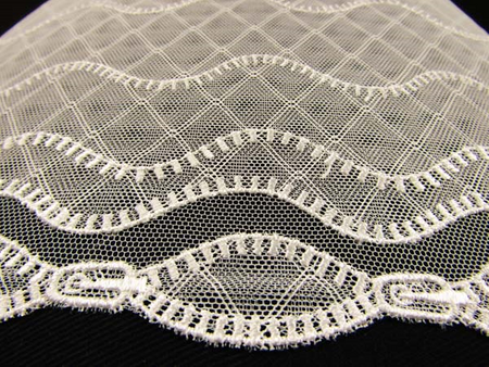 Koronka 18,5cm tiulowa ivory
