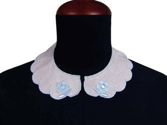 Kołnierzyk BEBE haft STOKROTKA błękit