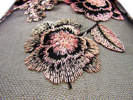 Koronka 140cm tiulowa haft czarno-różowa