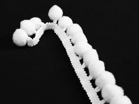 Taśma 1,8cm POMPONIK poliester biała
