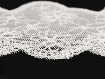 Koronka 7cm tiulowa biała