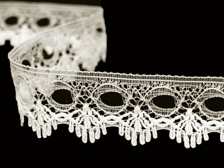 Koronka 1,7cm stabilna ivory