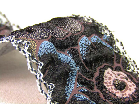 Taśma 4cm ozdobna atłasowa czarna