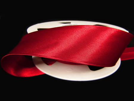 Lamówka 3cm atłasowa czerwona