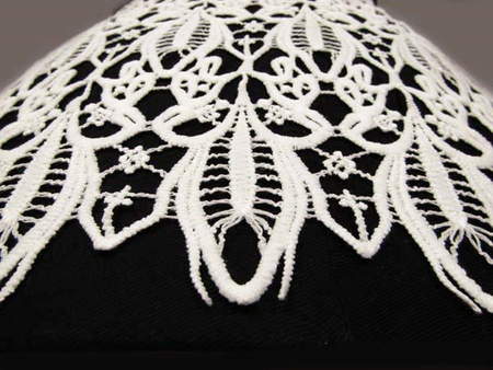 Koronka 30cm gipiurowa poly kość słoniowa