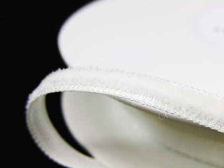 Aksamitka 5mm biała