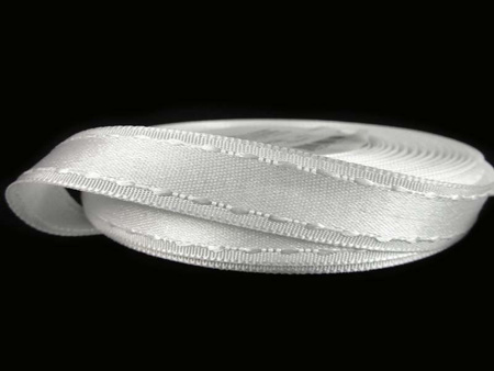 Wstążka 13mm atłas stebnowany biała