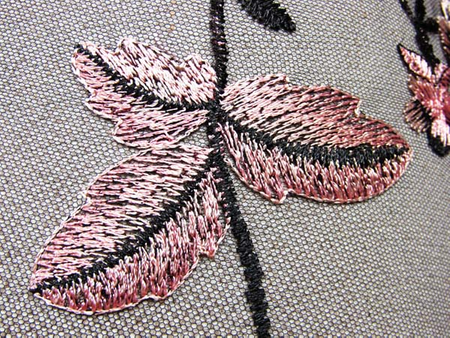 Koronka 140cm tiulowa haft czarno-różowa