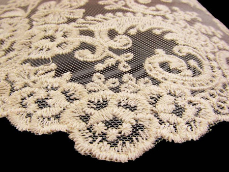 Koronka tiulowa haft bawełna natural