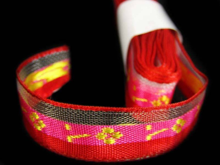 Wstążka 15mm organtyna KWIATUSZKI czerwona