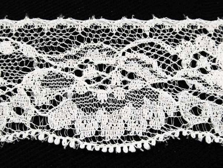 Koronka 3,5cm stabilna biała