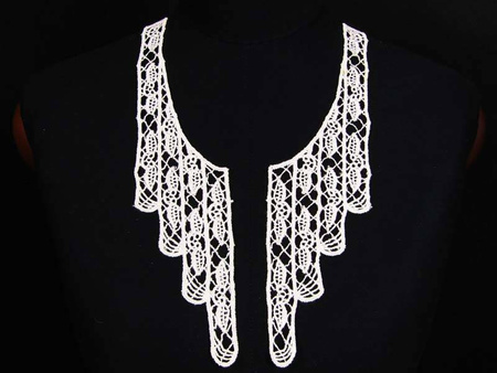 Dekolt gipiurowy biały